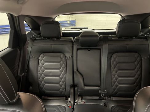 Certified 2023 Ford Escape Platinum w/ Premium Technology Package image 14