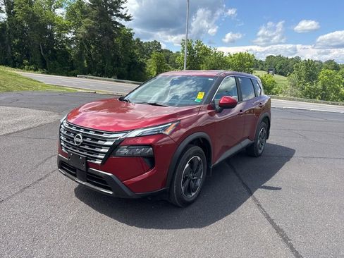 Used 2026 Nissan Rogue SV AWD/4WD image 4