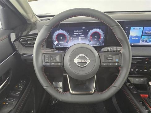 New 2025 Nissan Kicks SR w/ SR Premium Package image 28