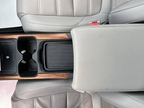 Used 2020 Honda CR-V Touring image 25