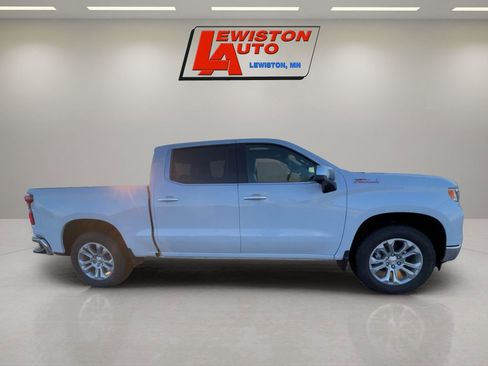 New 2026 Chevrolet Silverado 1500 LTZ w/ LTZ Premium Package AWD/4WD image 6