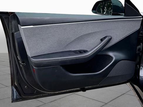 Used 2025 Tesla Model 3 Long Range RWD image 23