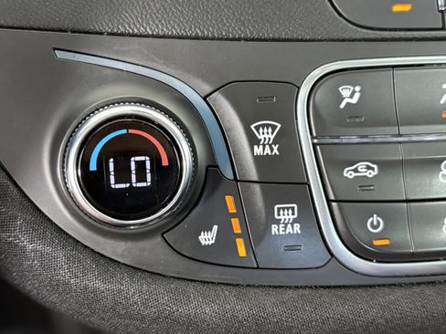Used 2024 Chevrolet Malibu LT FWD image 24