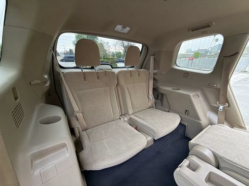 Used 2011 Toyota Highlander 2WD w/ Tech Pkg image 47