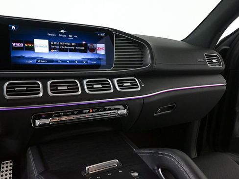Certified 2024 Mercedes-Benz GLS 450 4MATIC image 13