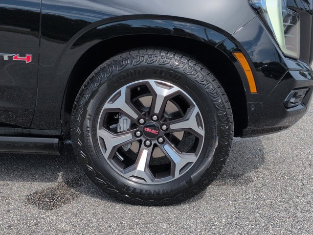 Used 2025 GMC Yukon XL AT4 Ultimate w/ LPO, Floor Liner Package AWD/4WD image 12
