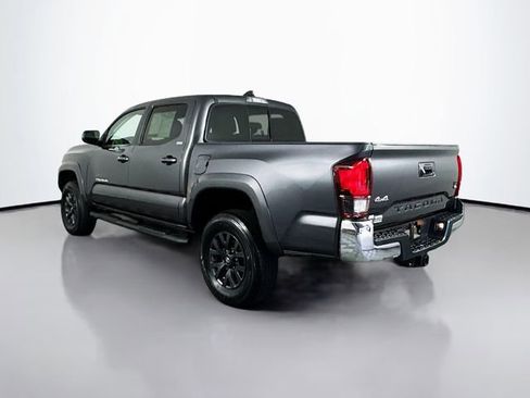 Used 2023 Toyota Tacoma SR5 AWD/4WD image 6
