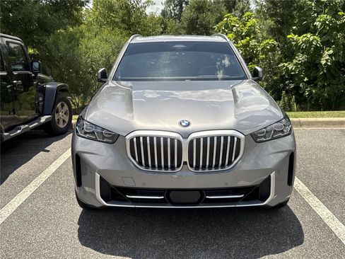 Used 2026 BMW X5 sDrive40i w/ Premium Package RWD image 3
