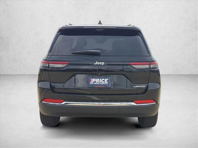 Used 2024 Jeep Grand Cherokee Limited w/ Luxury Tech Group II RWD image 7