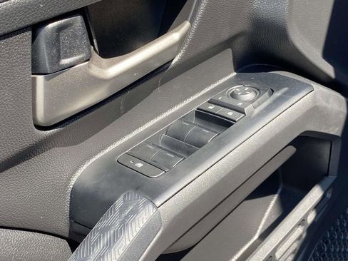 New 2025 Toyota Tacoma TRD Off-Road image 15