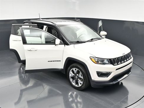 Used 2020 Jeep Compass Limited AWD/4WD image 36