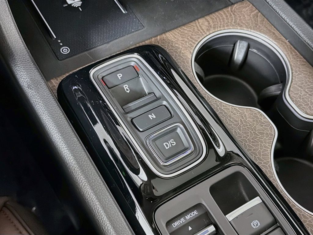 Used 2026 Honda Pilot Elite image 17