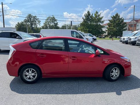 Used 2010 Toyota Prius Two FWD image 28
