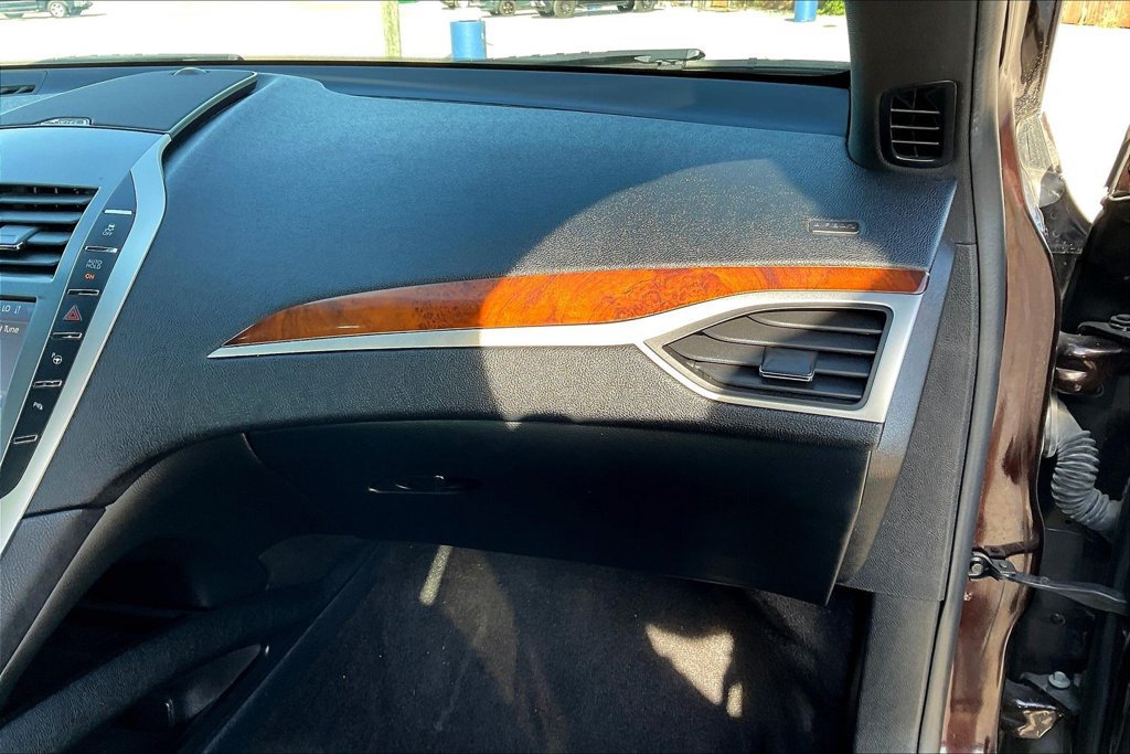 Used 2020 Lincoln MKZ Reserve w/ Elements Package FWD image 15
