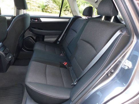 Used 2018 Subaru Outback 2.5i Premium AWD/4WD image 29