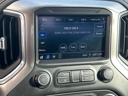 Used 2020 Chevrolet Silverado 1500 LT image 11