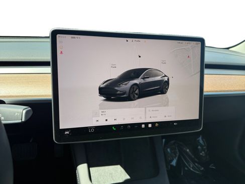 Used 2022 Tesla Model 3 RWD image 12