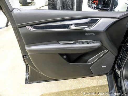 Certified 2025 Cadillac XT5 Premium Luxury image 19