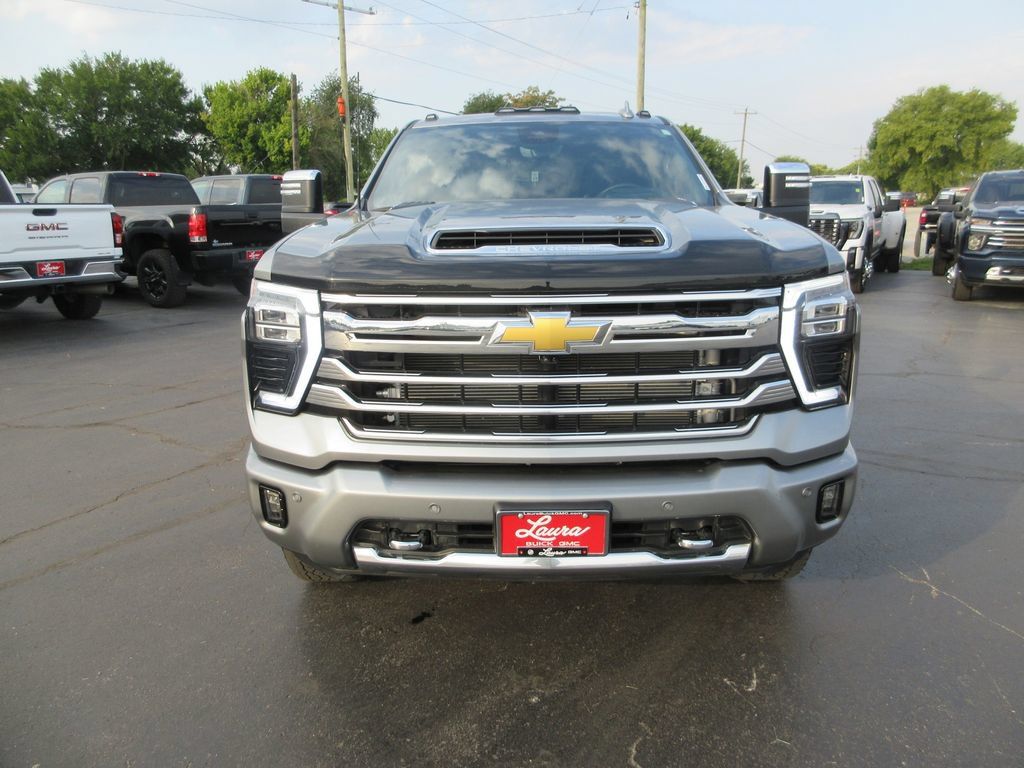 Certified 2024 Chevrolet Silverado 2500 High Country w/ High Country Premium Package AWD/4WD image 13