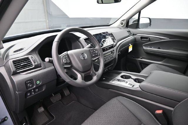 New 2026 Honda Ridgeline Sport image 18