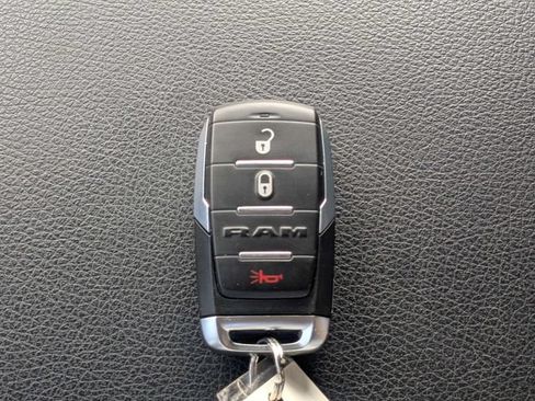 Used 2022 RAM 1500 Big Horn RWD image 31