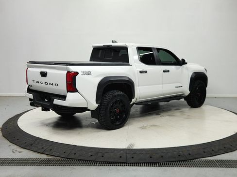 Used 2024 Toyota Tacoma TRD Off-Road w/ TRD Off Road Upgrade Package AWD/4WD image 8