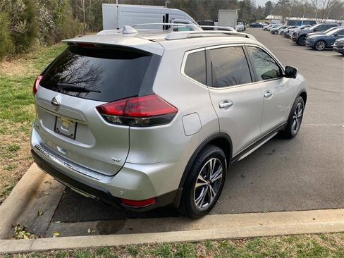 Used 2019 Nissan Rogue SV w/ Premium Package image 33