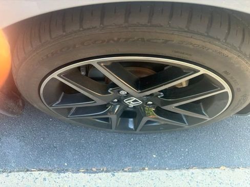 Used 2022 Honda Civic Sport Touring image 5