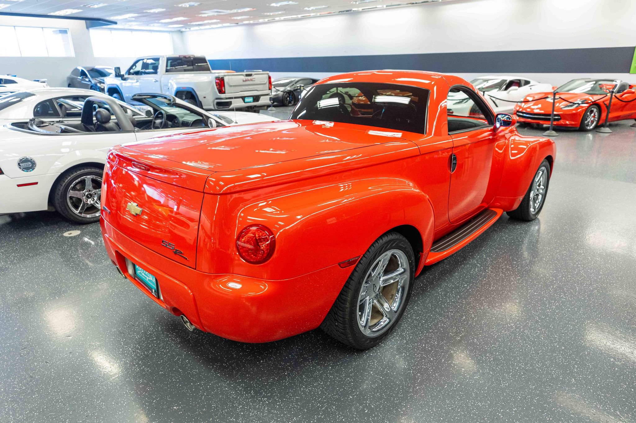 Used 2006 Chevrolet SSR w/ Preferred Equipment Group RWD image 5
