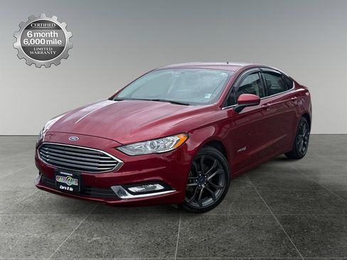 Used 2018 Ford Fusion SE w/ Equipment Group 601A image 1