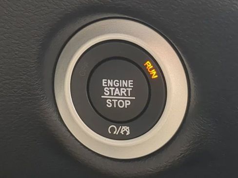 New 2026 Chrysler Voyager LX FWD image 35