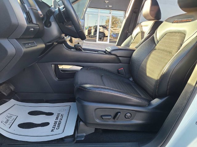 Used 2023 Nissan Pathfinder Rock Creek AWD/4WD image 14
