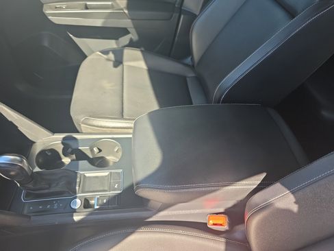 Used 2021 Volkswagen Atlas SE w/ Panoramic Sunroof Package image 15