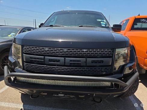 Used 2014 Ford F150 Raptor w/ Equipment Group 801A Luxury AWD/4WD image 6