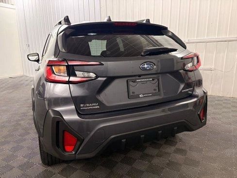 Used 2025 Subaru Crosstrek 2.0i Premium AWD/4WD image 4
