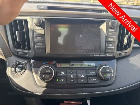 Used 2016 Toyota RAV4 XLE w/ Convenience Package image 11