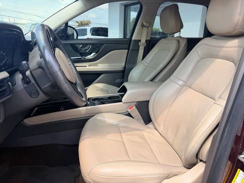 Used 2020 Lincoln Corsair Reserve w/ Equipment Group 201A AWD/4WD image 4