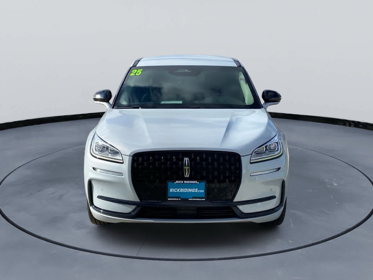 Used 2025 Lincoln Corsair Reserve w/ Jet Appearance Package AWD/4WD image 1