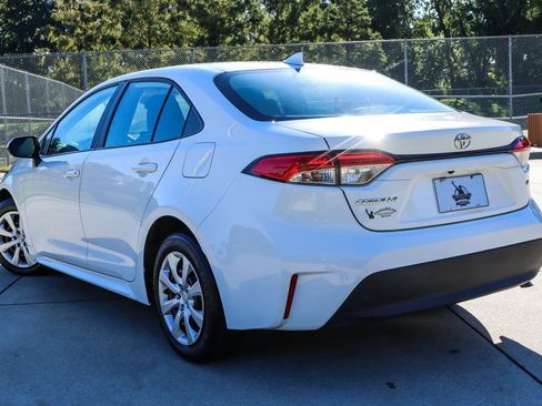 Used 2024 Toyota Corolla LE image 14