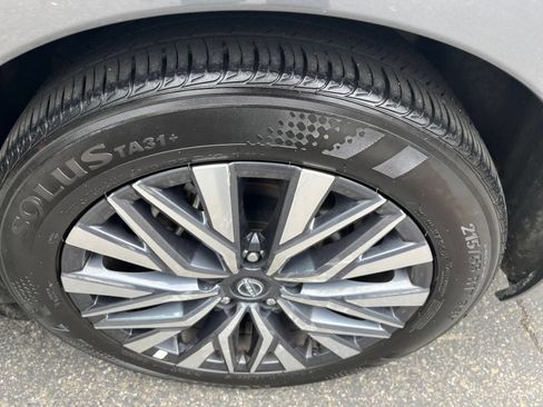 Used 2025 Nissan Altima 2.5 SV FWD image 25
