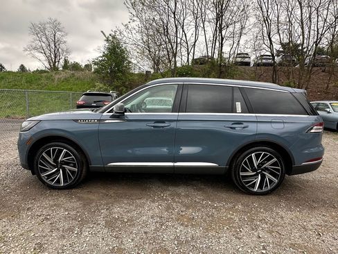 New 2026 Lincoln Aviator Reserve AWD/4WD image 2