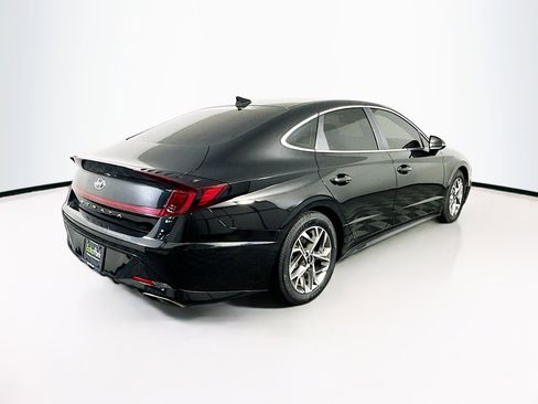 Used 2021 Hyundai Sonata SEL w/ Preferred Accessory Package image 9