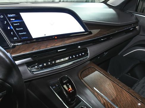 Used 2023 Cadillac Escalade Premium Luxury Platinum AWD/4WD image 38