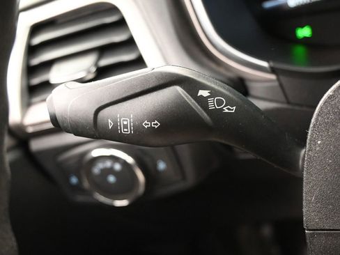 Used 2020 Ford Fusion SE FWD image 20