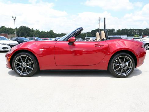 Used 2016 MAZDA MX-5 Miata Grand Touring RWD image 3