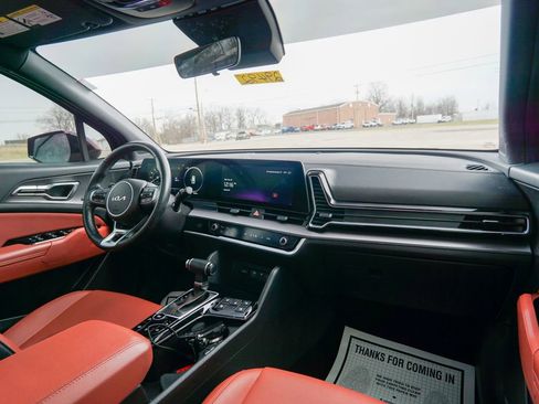 Used 2023 Kia Sportage SX image 14