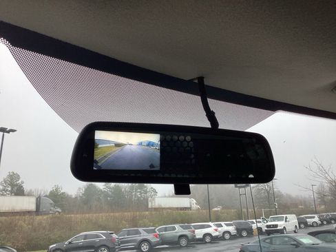 Used 2024 GMC Savana 2500 w/ Driver Convenience Package image 9