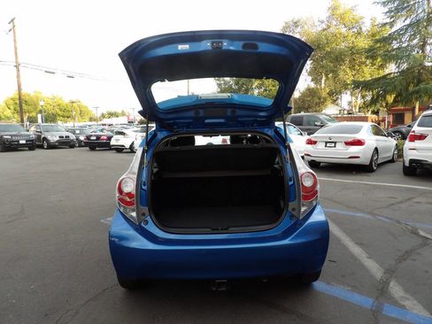 Used 2012 Toyota Prius C Four image 11