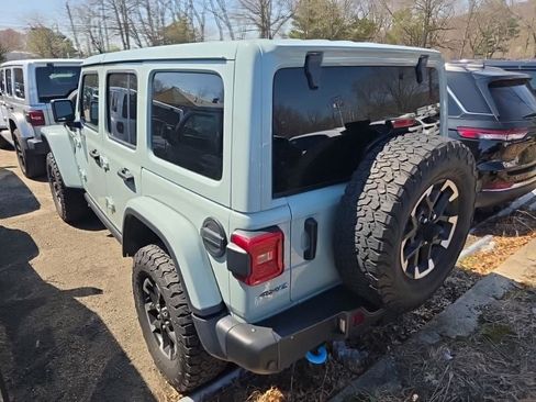 Used 2024 Jeep Wrangler Unlimited Rubicon 4xe image 3