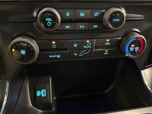 Used 2024 Ford F150 STX image 20